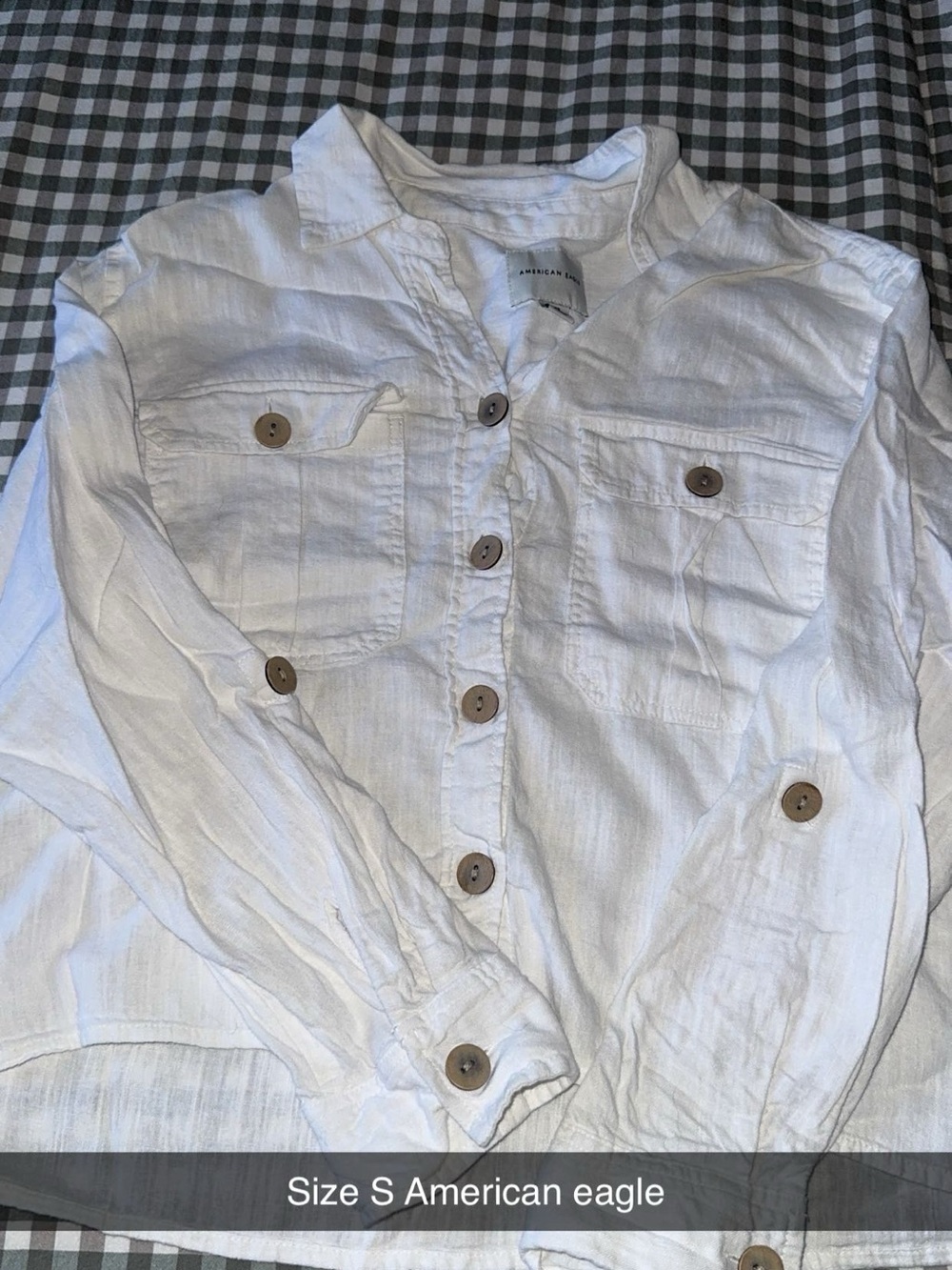 American Eagle Outfitters White Button-Front Lightweight Shirt